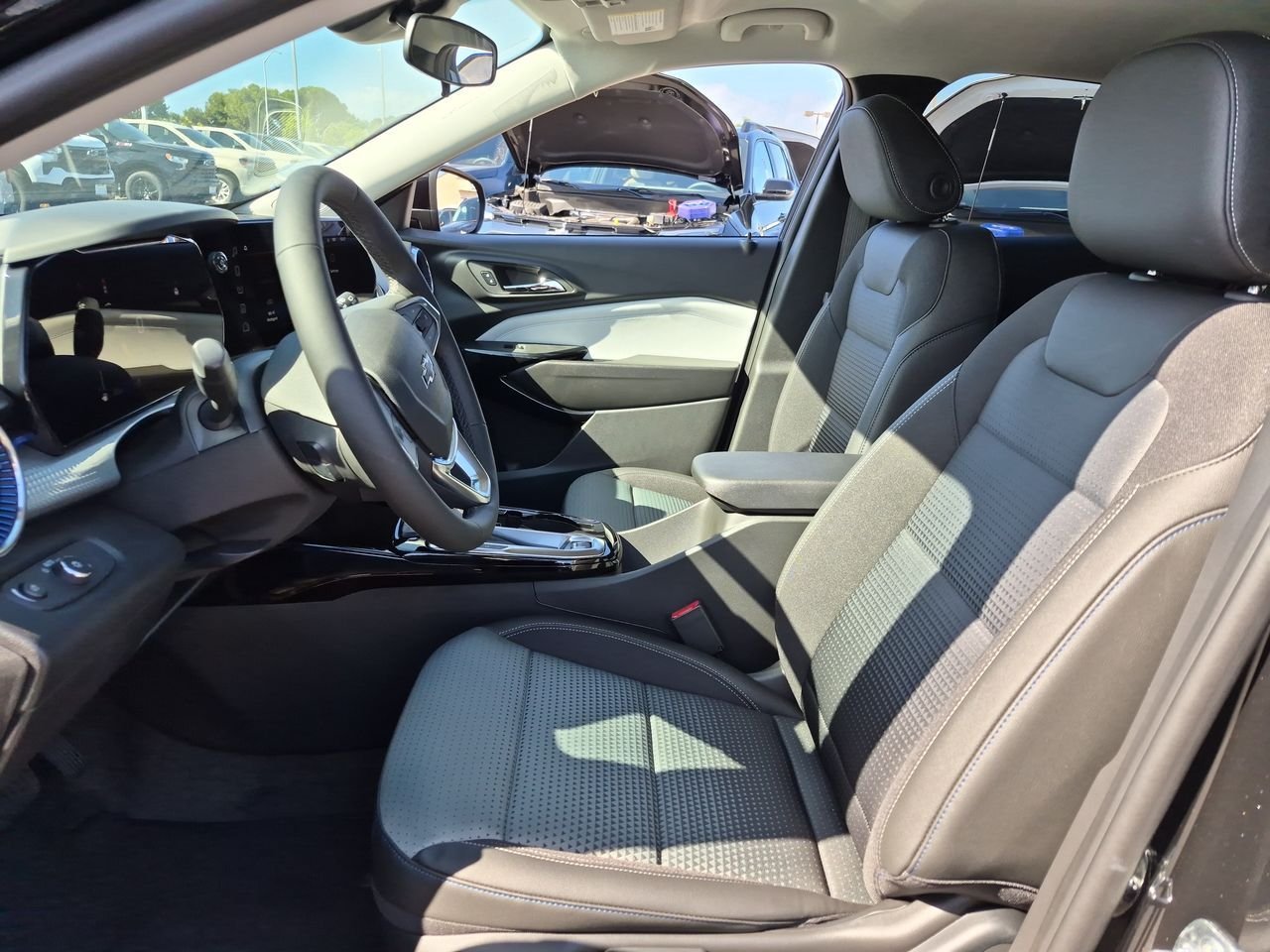 New 2026 Chevrolet Trax LT w/ Driver Confidence Package FWD image 19