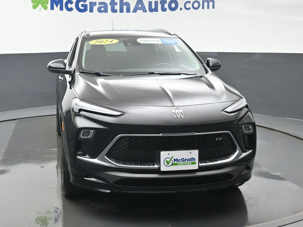 Used 2024 Buick Encore GX Sport Touring w/ Comfort Package image 4