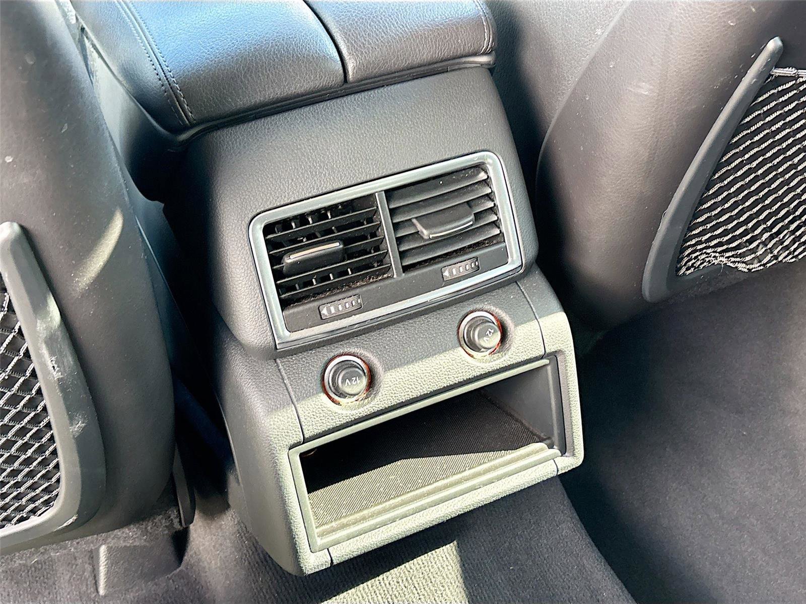 Used 2015 Audi Q7 3.0T Premium image 28