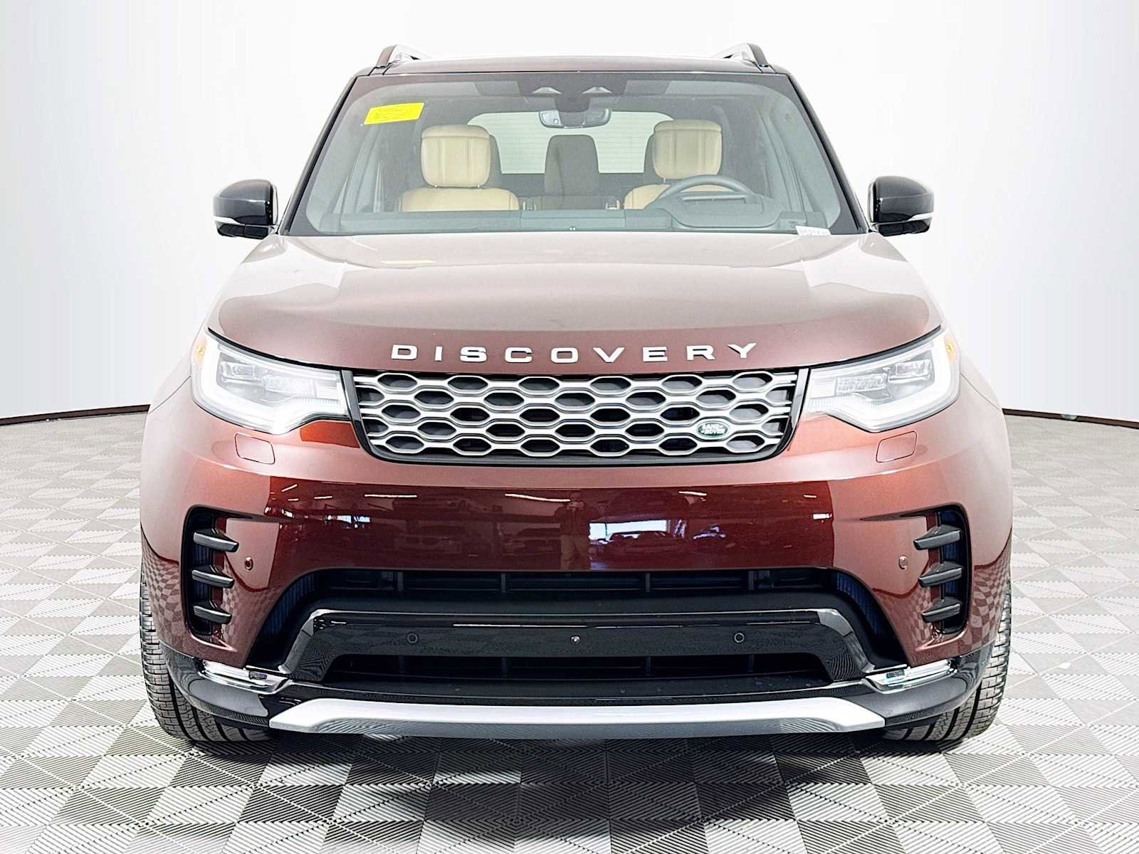 New 2026 Land Rover Discovery Limited Edition image 2