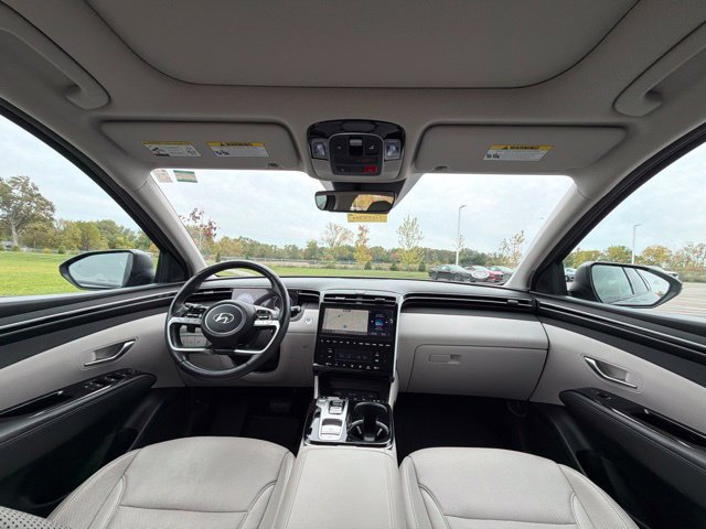 Used 2023 Hyundai Tucson Limited w/ Cargo Package AWD/4WD image 21