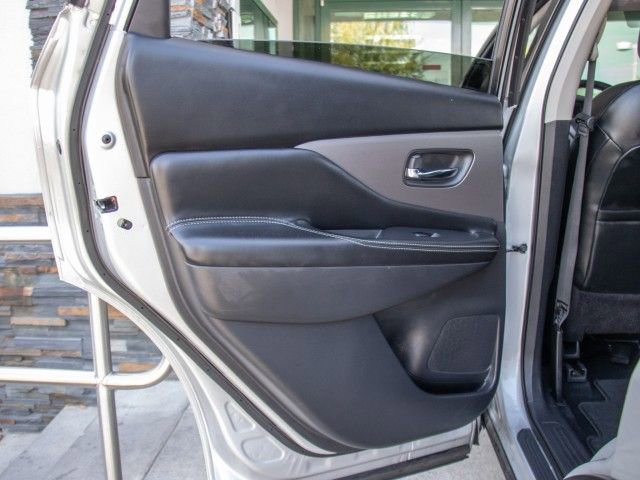 Used 2023 Nissan Murano SV AWD/4WD image 20