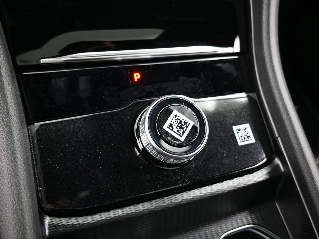 New 2025 Jeep Grand Cherokee Altitude image 22