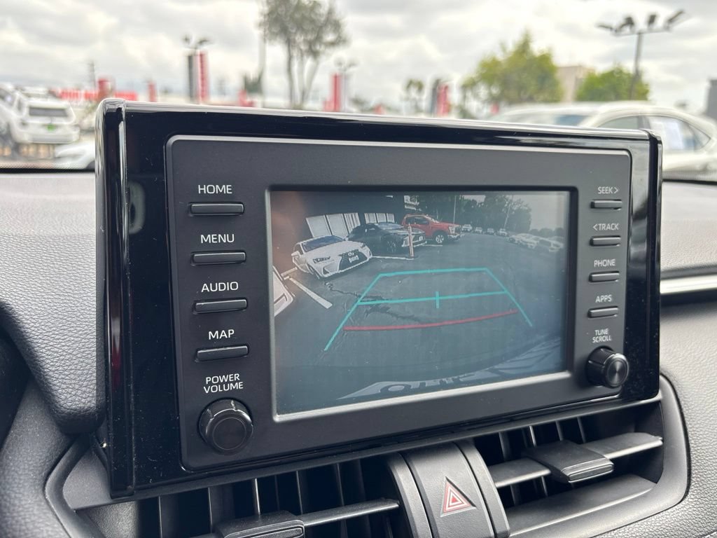Used 2019 Toyota RAV4 XLE w/ Carpet Mat Package FWD image 18
