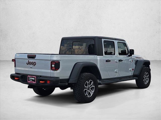 Used 2024 Jeep Gladiator Mojave w/ Steel Bumper Group AWD/4WD image 5