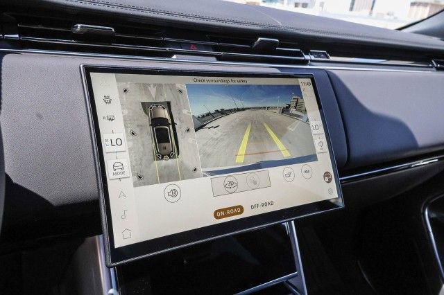 New 2025 Land Rover Range Rover Long Wheelbase SE image 22