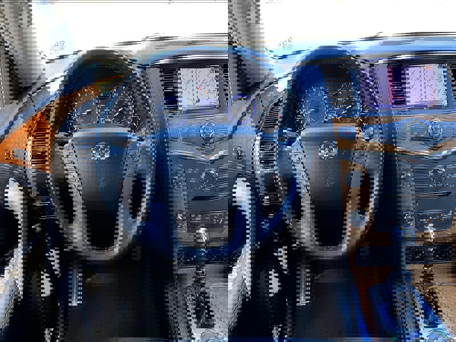 Used 2014 INFINITI QX80 2WD w/ Theater Package image 7