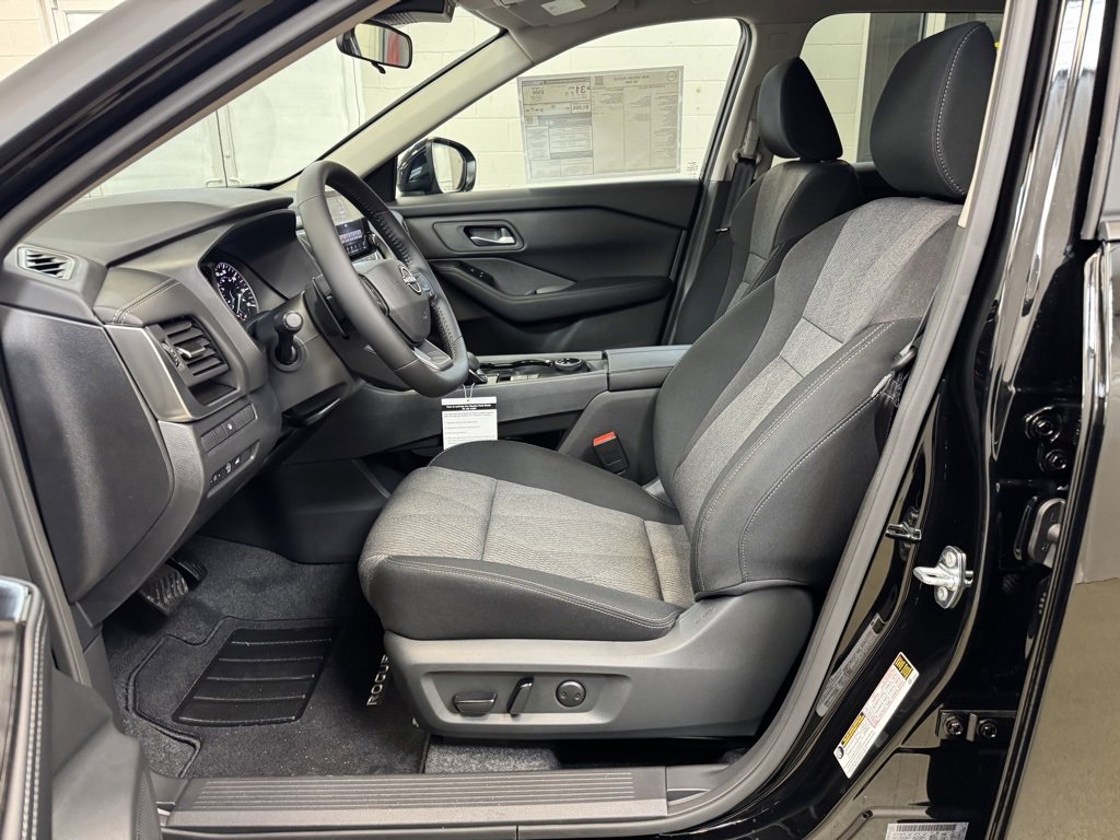 New 2026 Nissan Rogue SV image 11