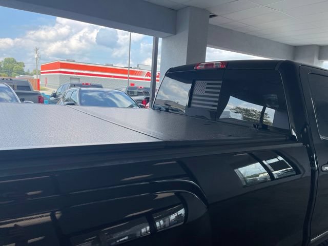 Used 2016 GMC Sierra 3500 Denali w/ Duramax Plus Package AWD/4WD image 8