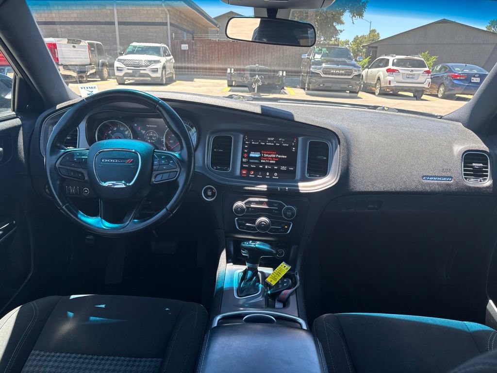 Used 2023 Dodge Charger SXT RWD image 12