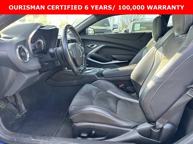 Certified 2022 Chevrolet Camaro LT w/ Technology Package image 17