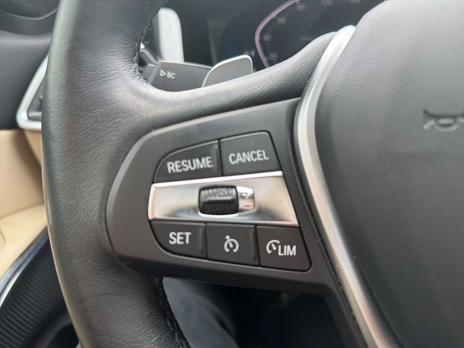 Used 2021 BMW 330e xDrive w/ Premium Package image 17