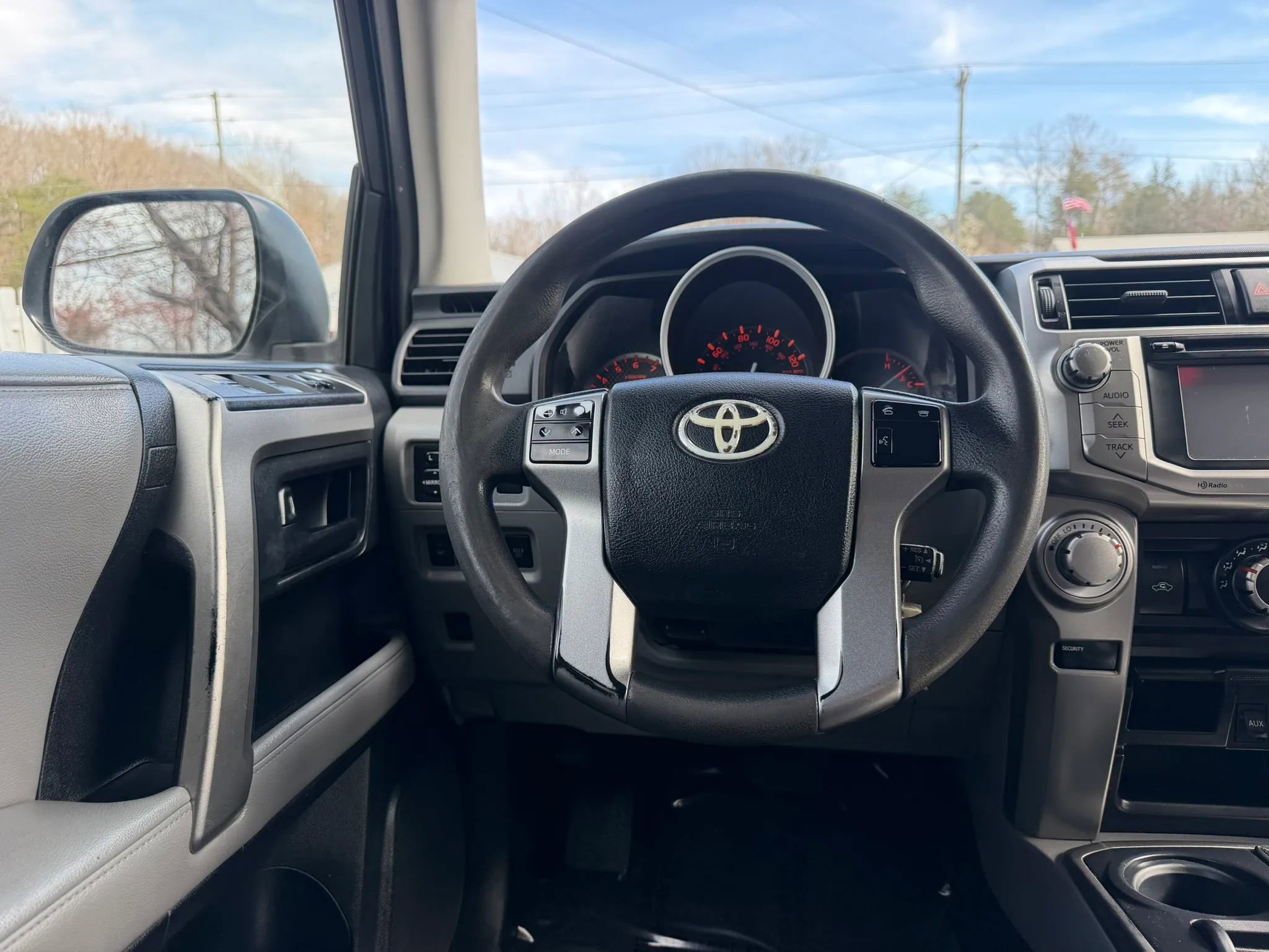 Used 2012 Toyota 4Runner SR5 AWD/4WD image 31
