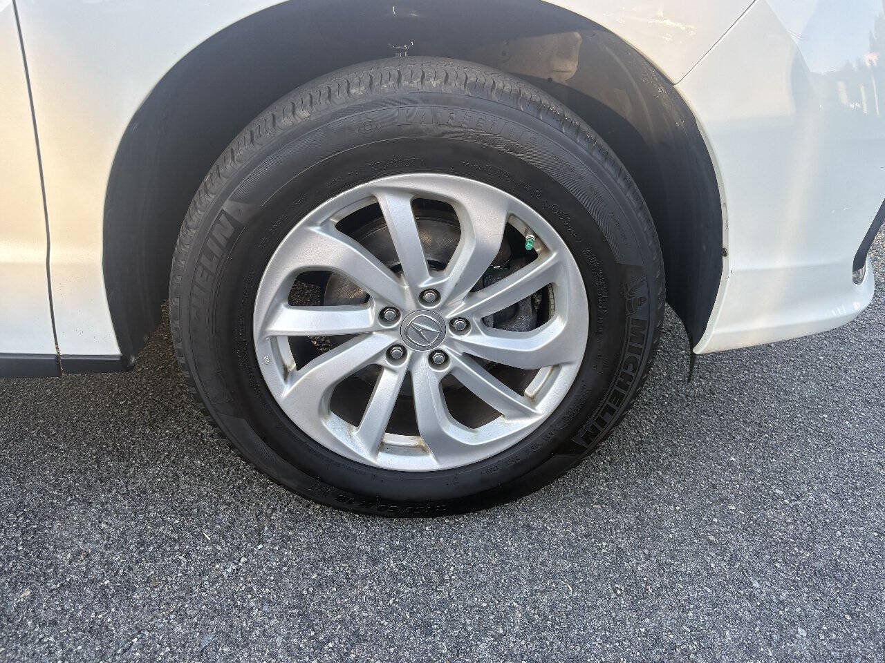 Used 2017 Acura RDX w/ Technology Package AWD/4WD image 24