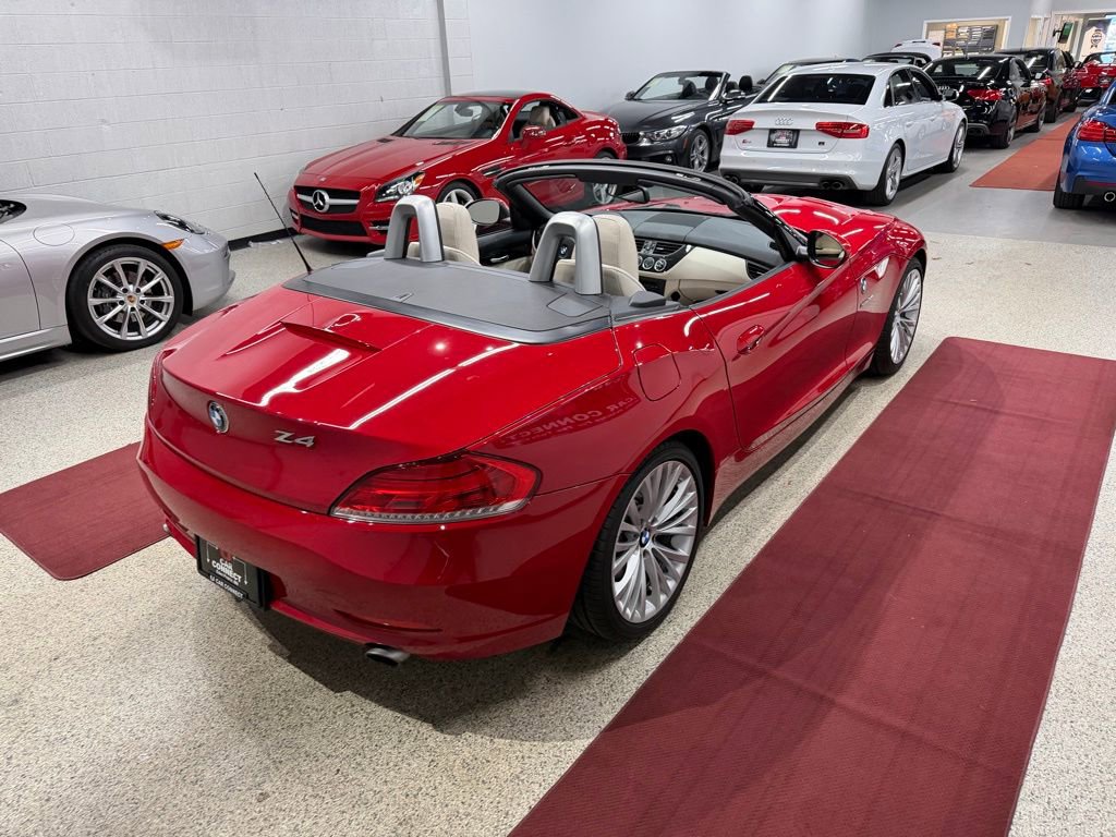 Used 2010 BMW Z4 sDrive35i image 14