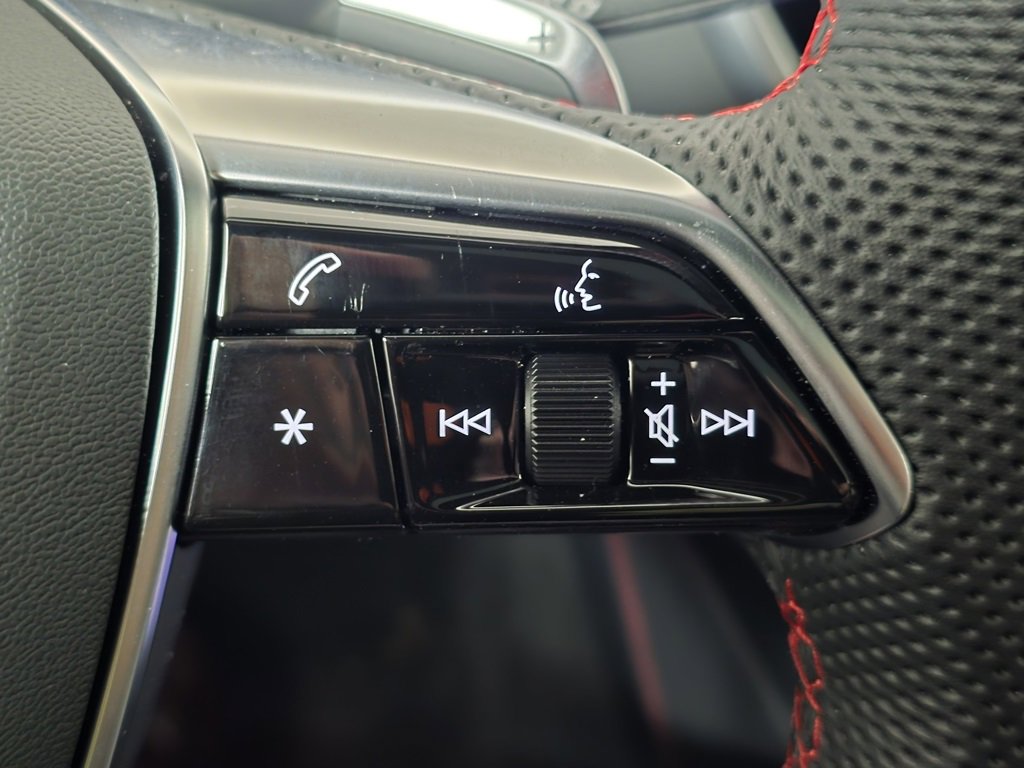 Used 2025 Audi S6 Prestige image 27