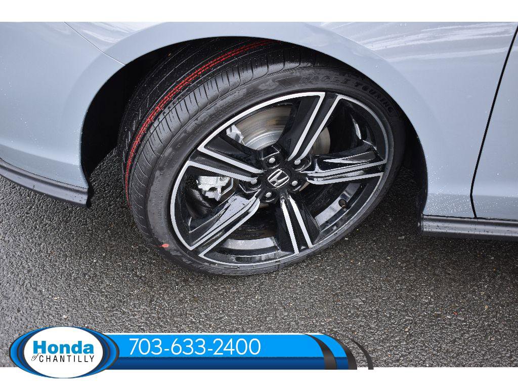 New 2026 Honda Accord Hybrid Sport image 32