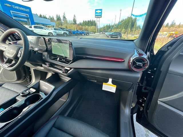 New 2026 Chevrolet Equinox RS w/ Convenience Package III AWD/4WD image 28