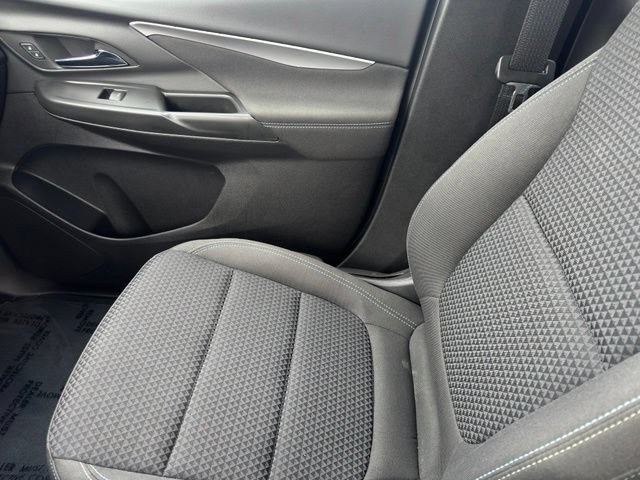 Used 2023 Chevrolet Bolt LT FWD image 24