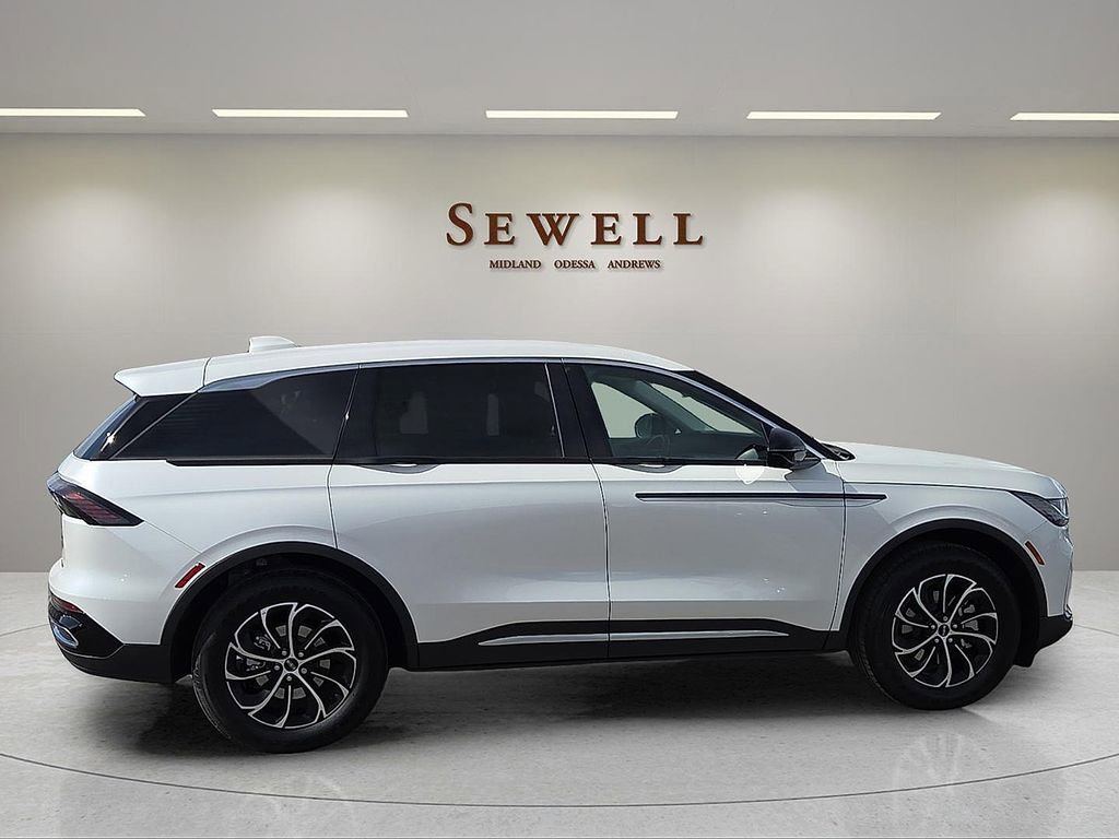 New 2026 Lincoln Nautilus Premier AWD/4WD image 6