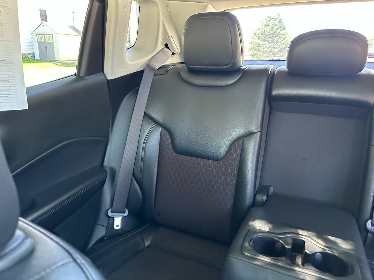 Used 2018 Jeep Compass Latitude w/ Popular Equipment Group AWD/4WD image 23