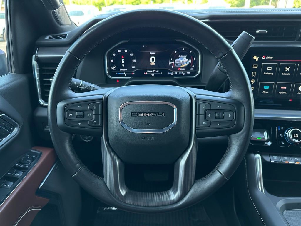 Used 2025 GMC Sierra 2500 Denali Ultimate AWD/4WD image 19