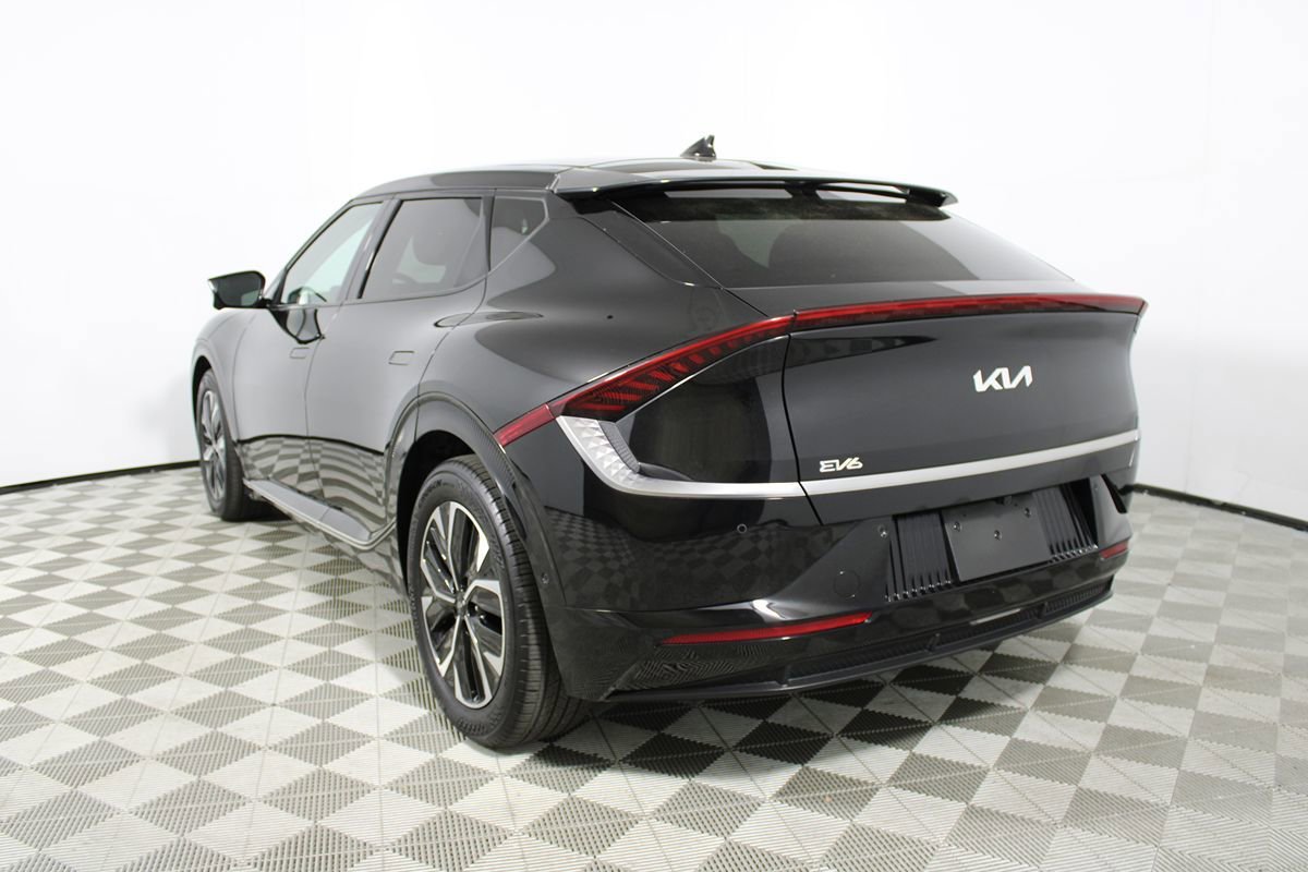 Used 2023 Kia EV6 Wind w/ Wind Technology Package AWD/4WD image 27
