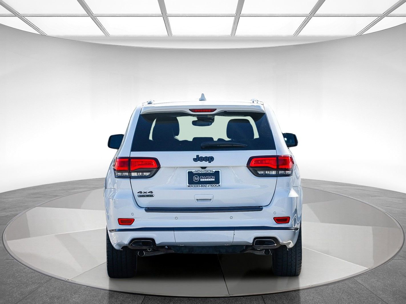 Used 2018 Jeep Grand Cherokee High Altitude image 3