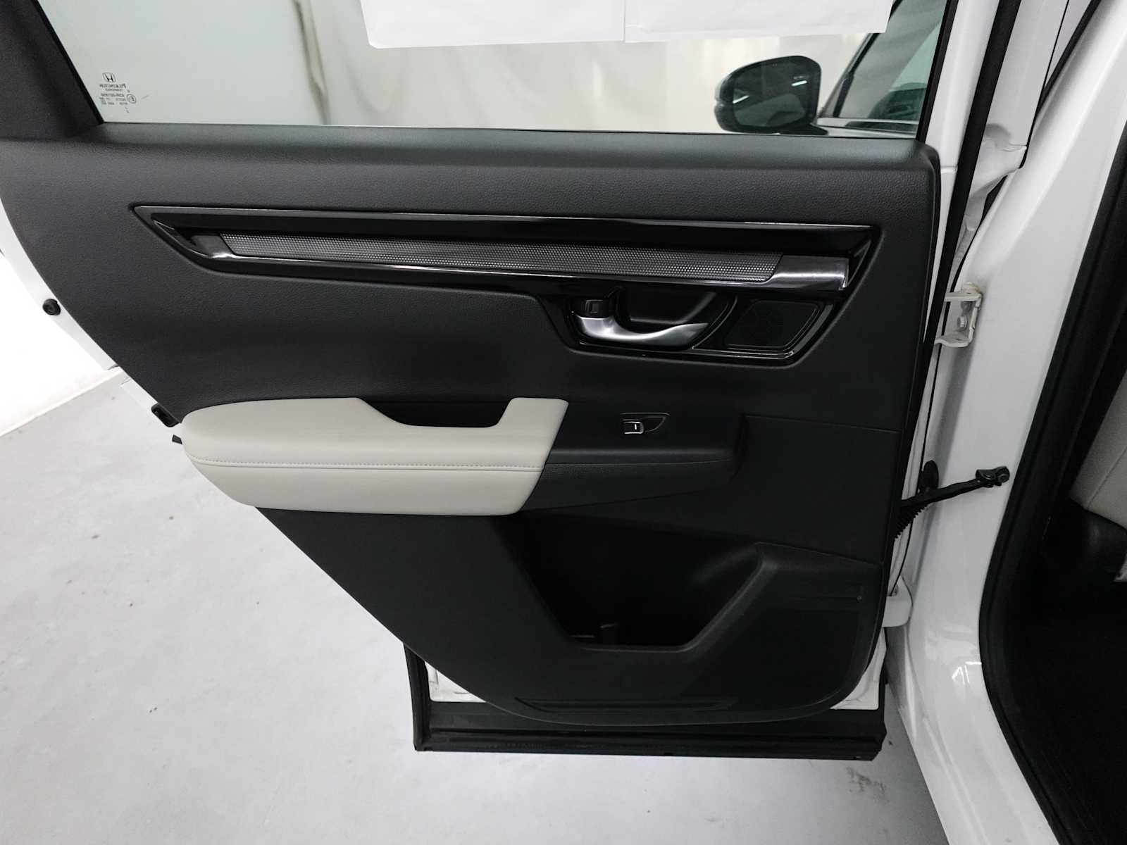 Used 2023 Honda CR-V EX-L image 24