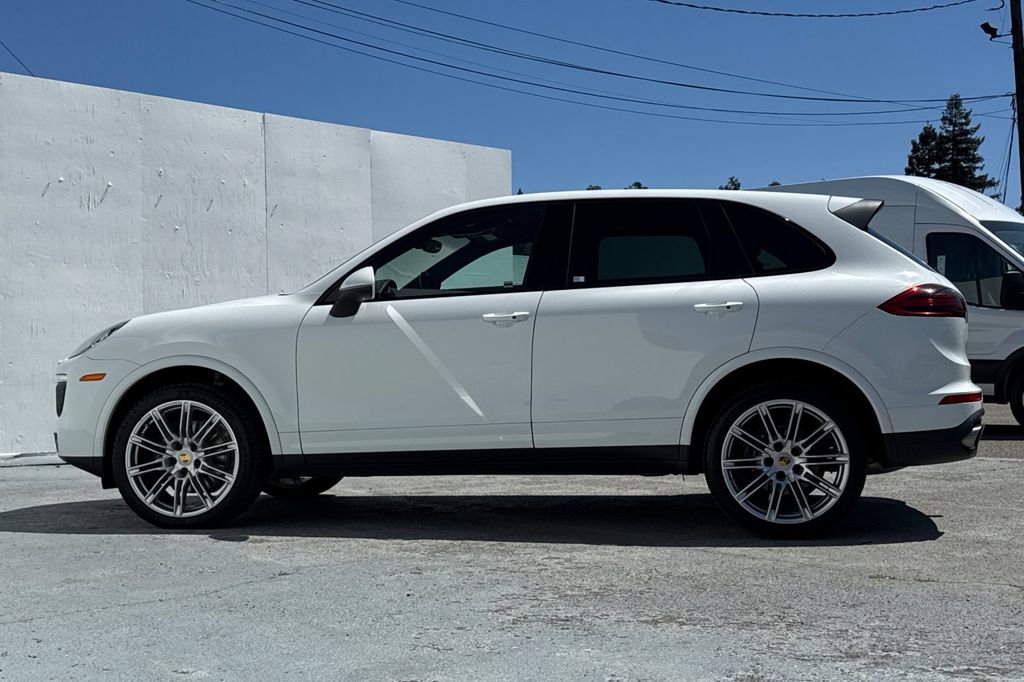 Used 2018 Porsche Cayenne Platinum Edition AWD/4WD image 6