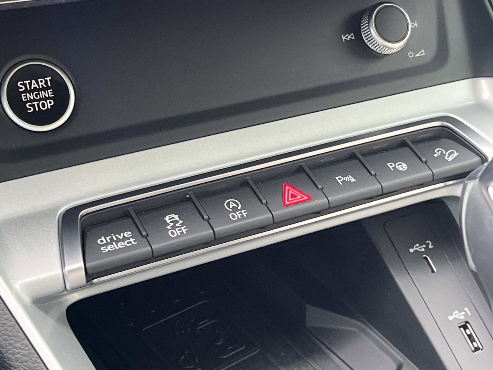 Used 2021 Audi Q3 2.0T Premium Plus w/ Premium Plus Package image 28