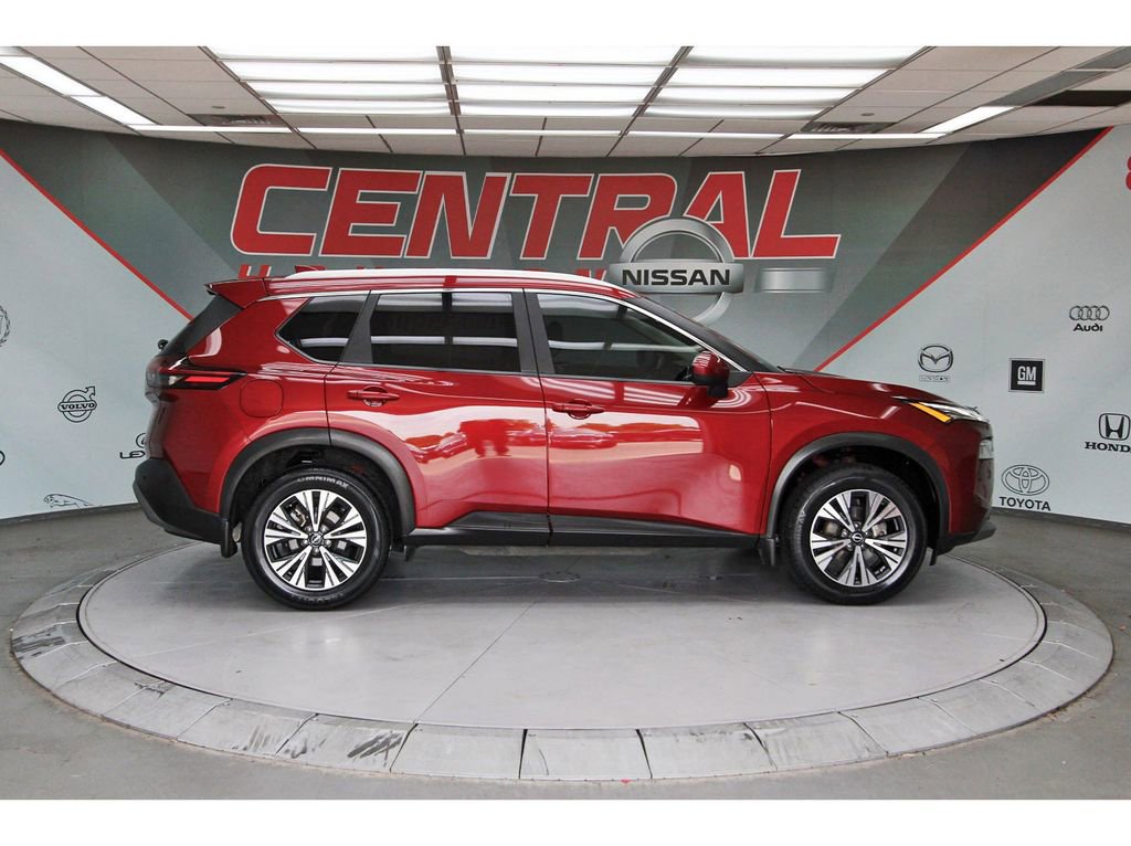 Used 2023 Nissan Rogue SV w/ SV Premium B Package FWD image 5