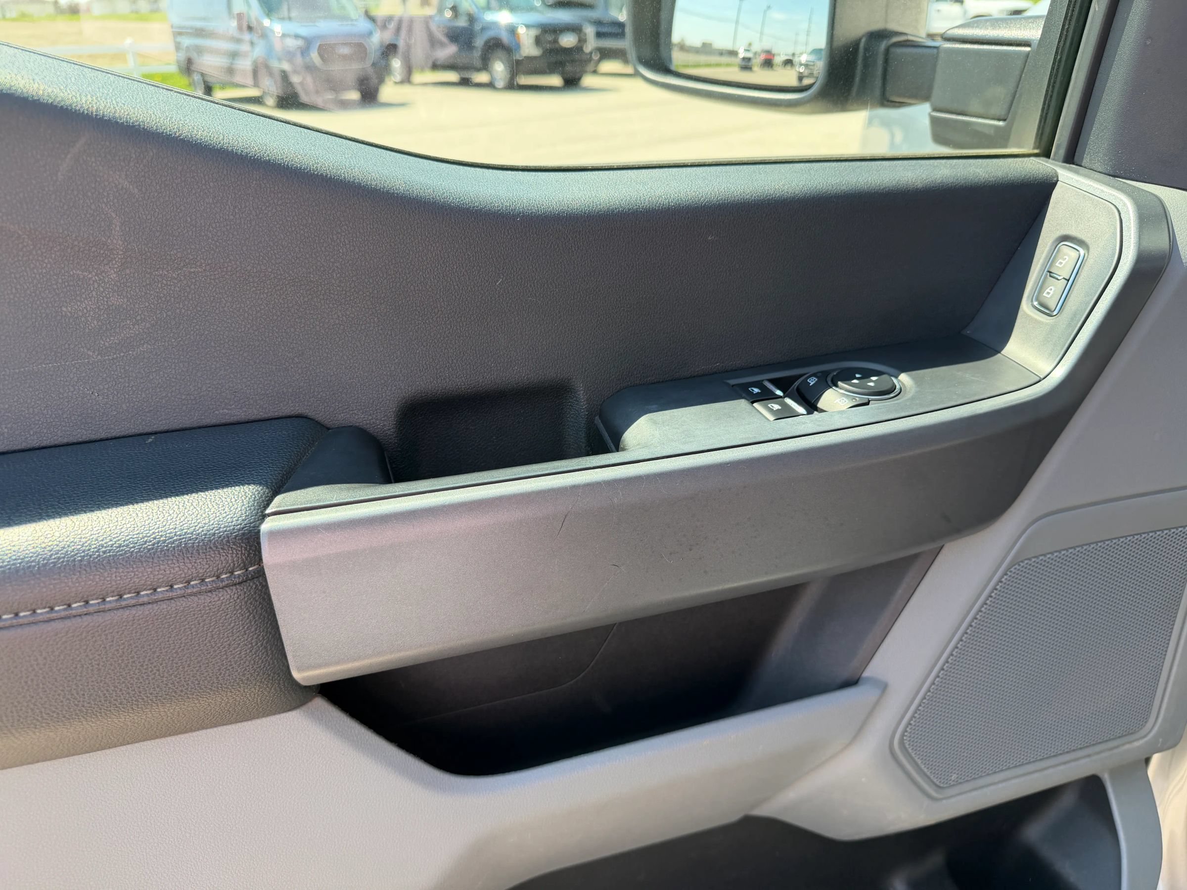 Used 2023 Ford F450 XLT AWD/4WD image 13