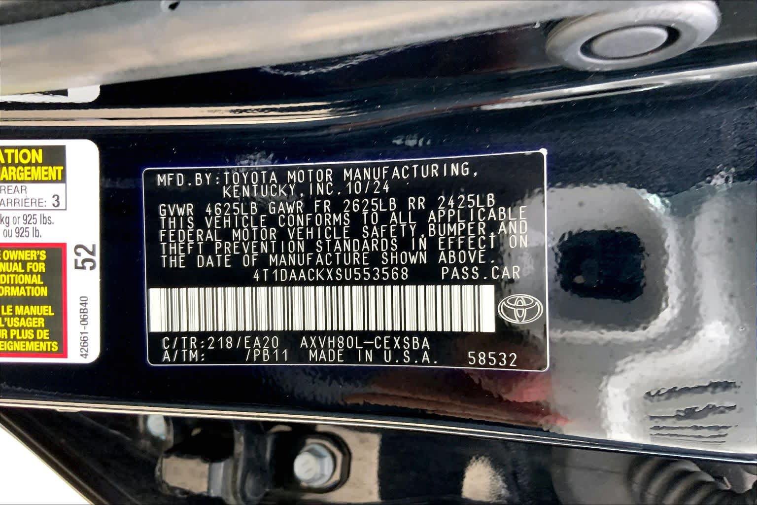 Used 2025 Toyota Camry SE FWD image 33