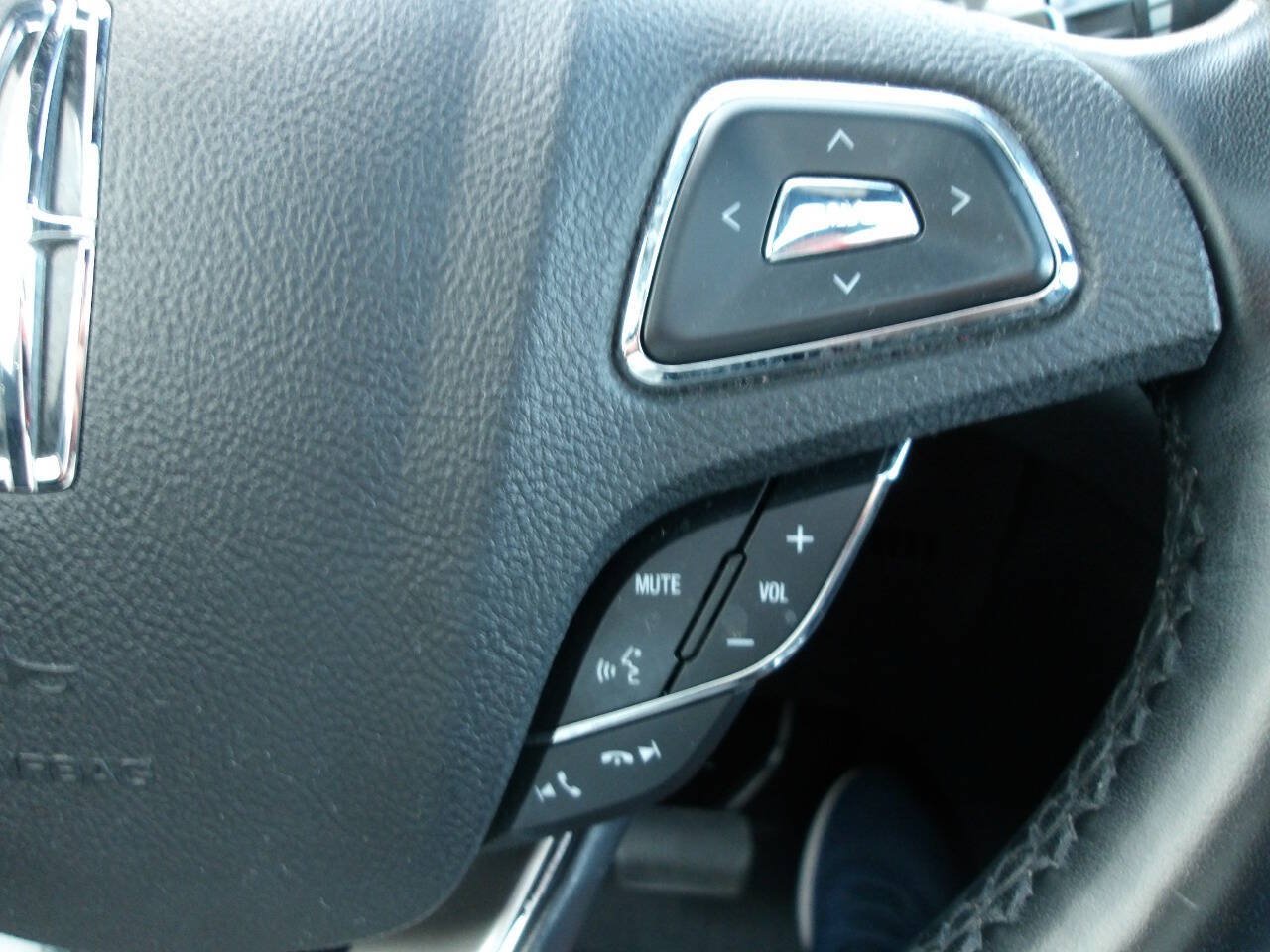 Used 2019 Lincoln MKC Reserve w/ MKC Climate Package FWD image 20