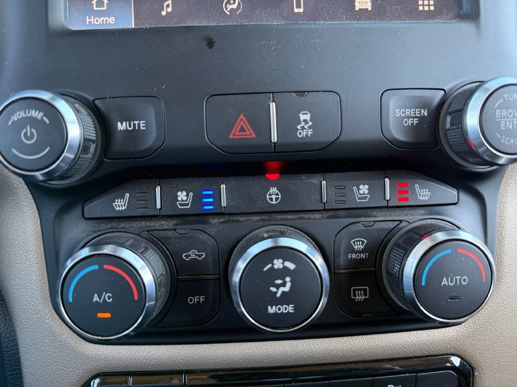 Used 2022 RAM 2500 Laramie AWD/4WD image 16