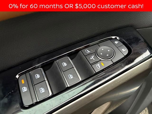 New 2025 Nissan Pathfinder Platinum w/ Black Appearance Package image 8