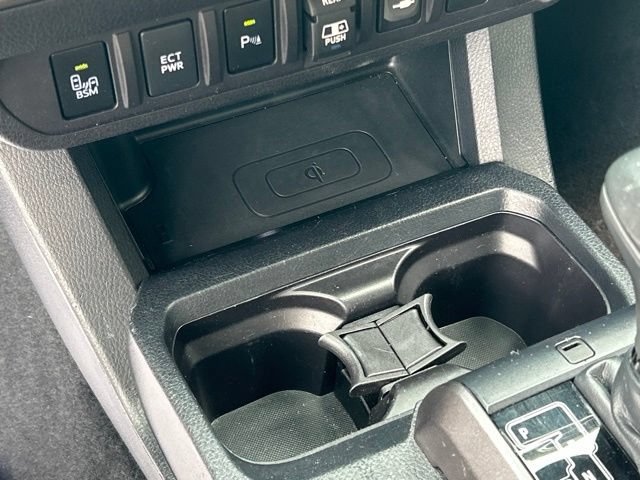 Used 2018 Toyota Tacoma TRD Off-Road w/ Technology Package AWD/4WD image 53