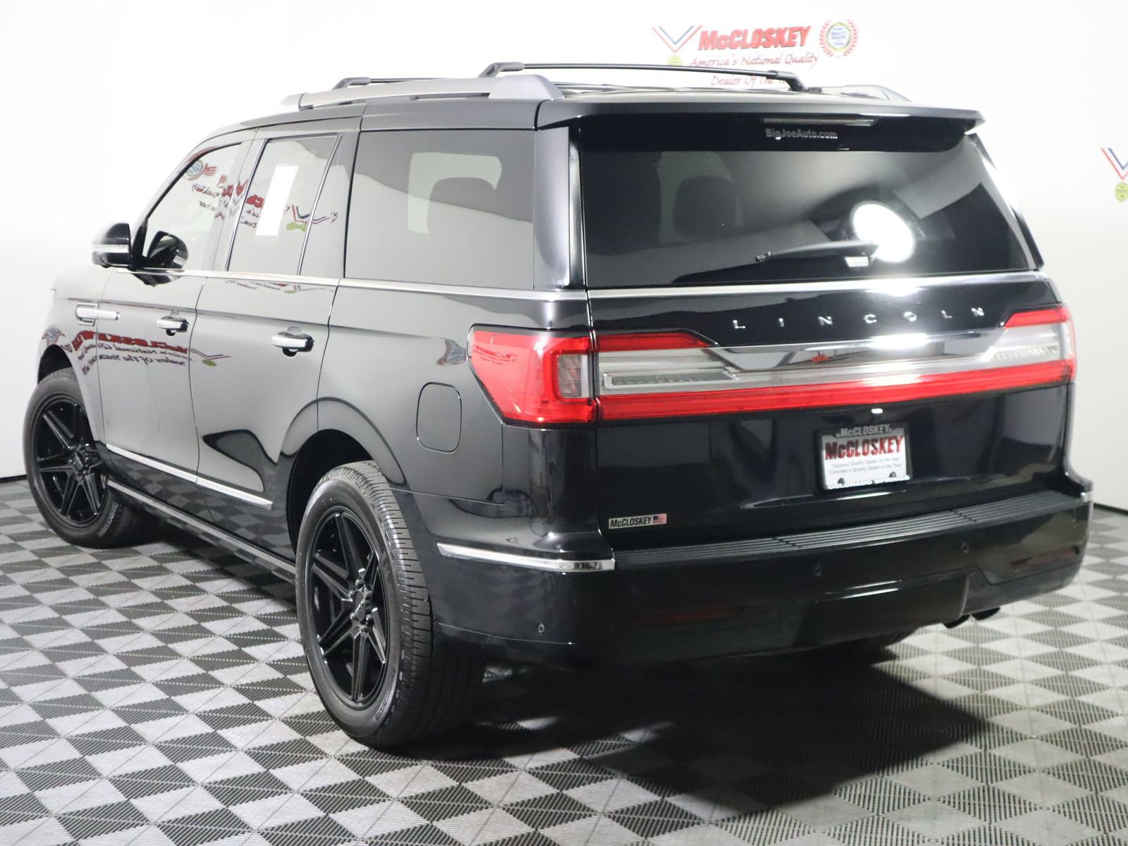 Used 2018 Lincoln Navigator Reserve w/ Technology Package AWD/4WD image 16