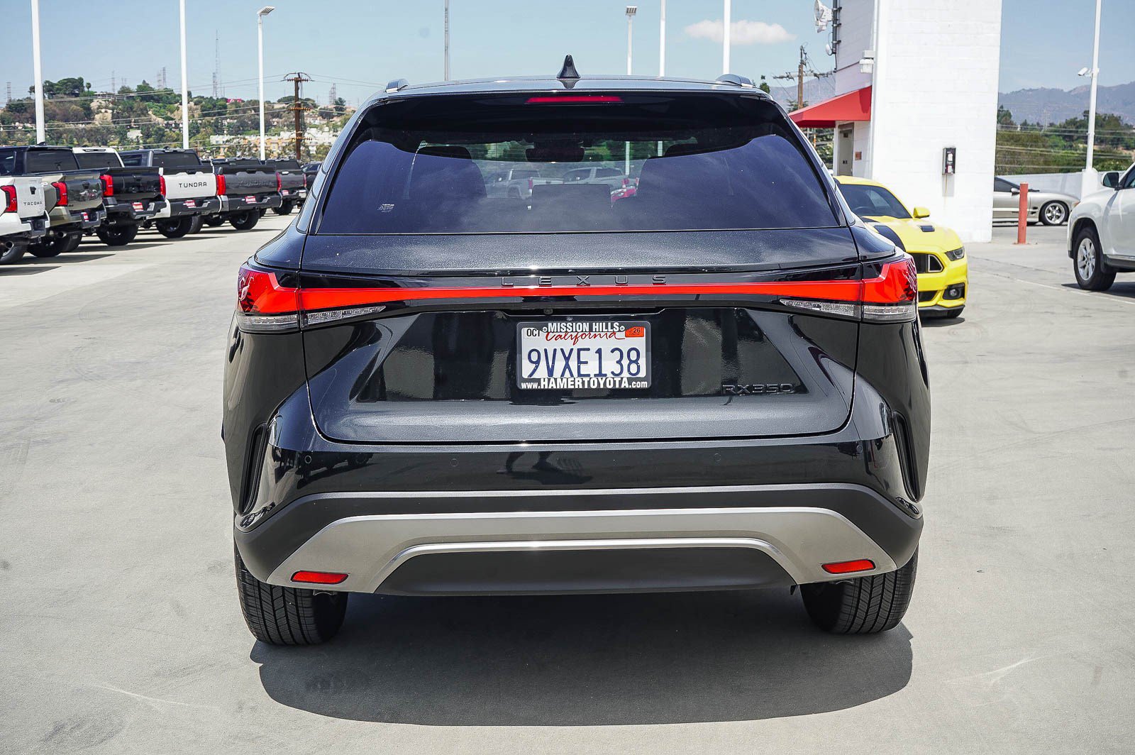 Used 2025 Lexus RX 350 Premium w/ Accessory Package (Z1) FWD image 6