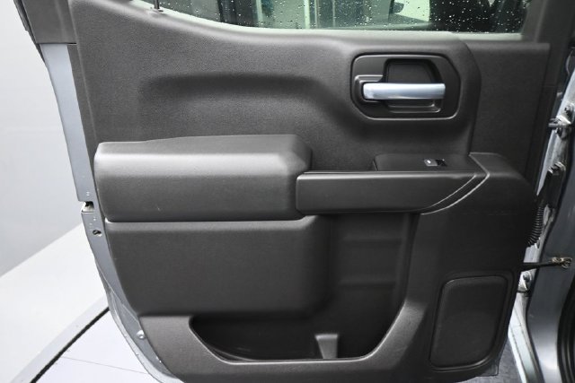 Used 2020 Chevrolet Silverado 1500 LT AWD/4WD image 18