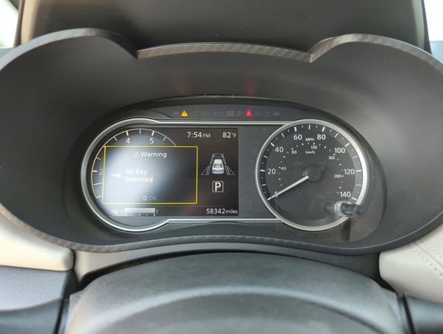 Certified 2020 Nissan Versa SV FWD image 39