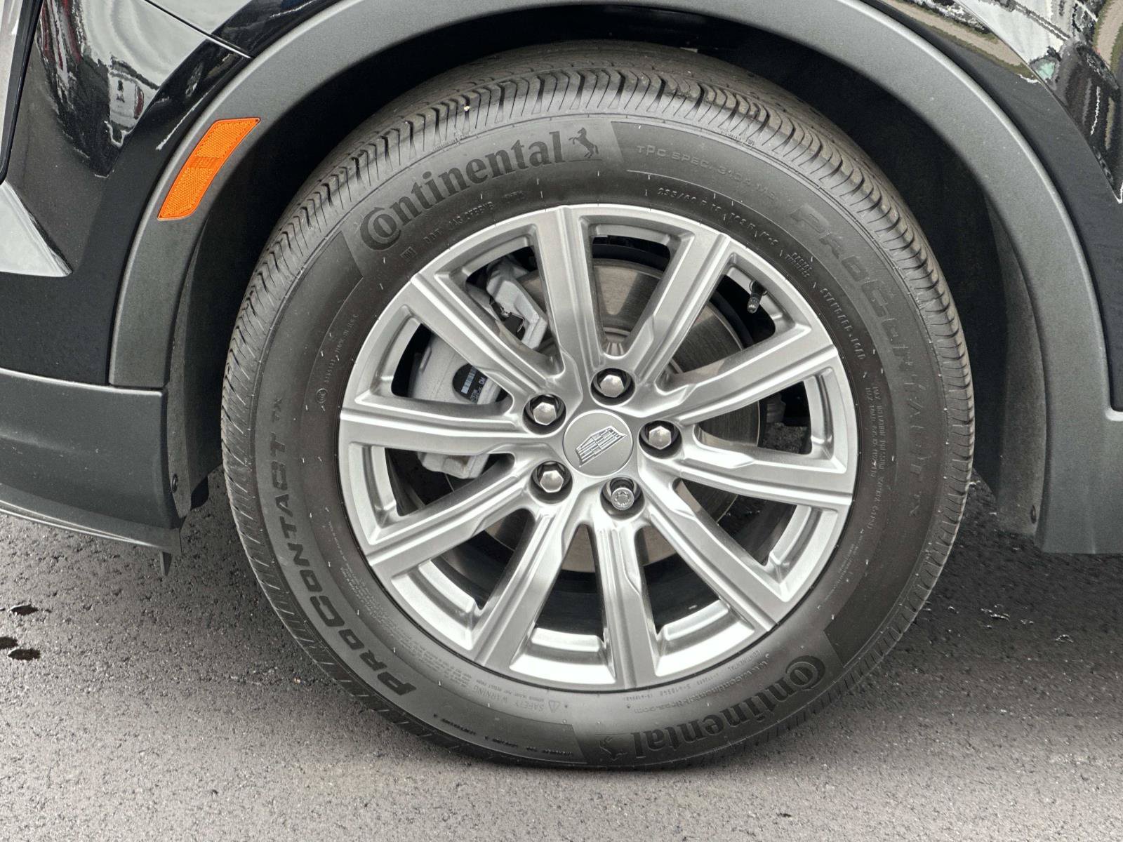 Certified 2023 Cadillac XT4 Premium Luxury w/ Cold Weather Package AWD/4WD image 8