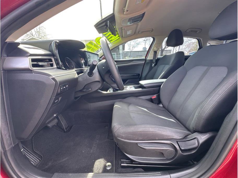 Used 2021 Kia K5 LX image 14