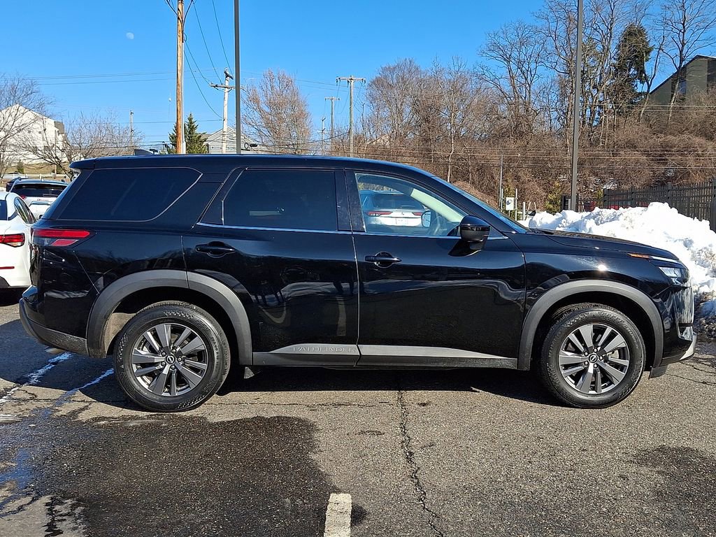 Certified 2023 Nissan Pathfinder S image 8