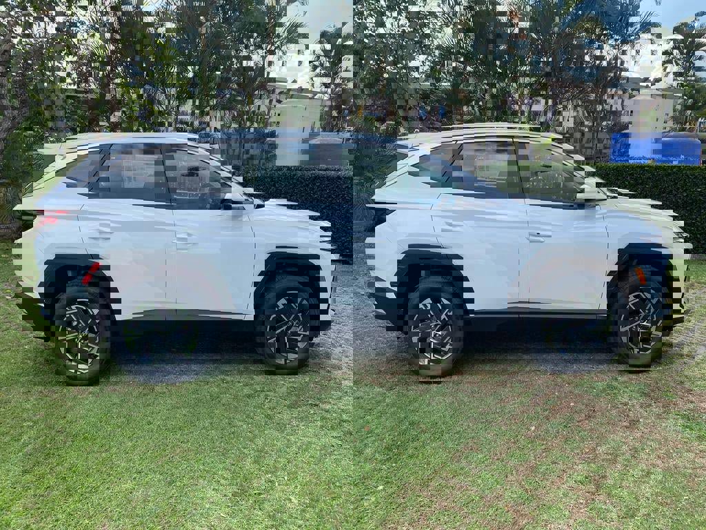 New 2026 Hyundai Tucson Blue SE AWD/4WD image 26