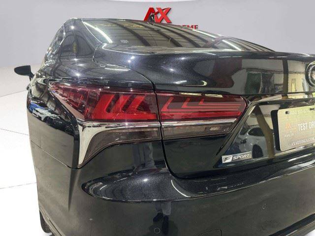 Used 2018 Lexus LS 500 F Sport w/ Accessory Package (Z1) AWD/4WD image 11