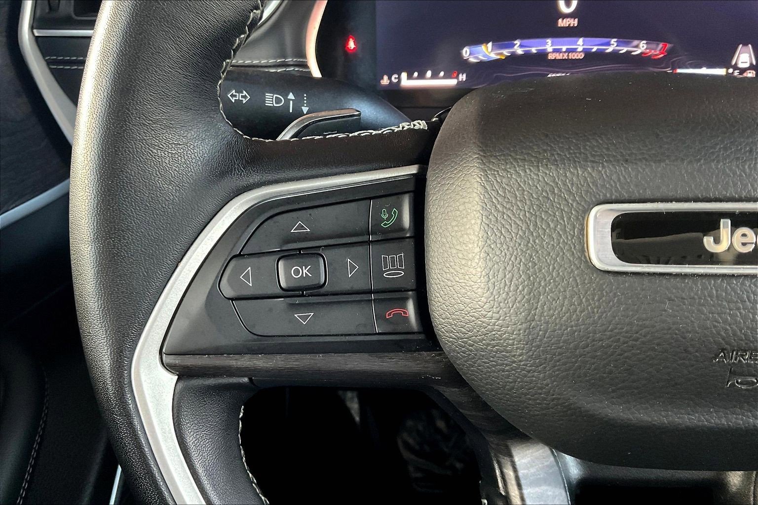 Used 2022 Jeep Grand Cherokee L Limited w/ Trailer Tow Group (B) image 10