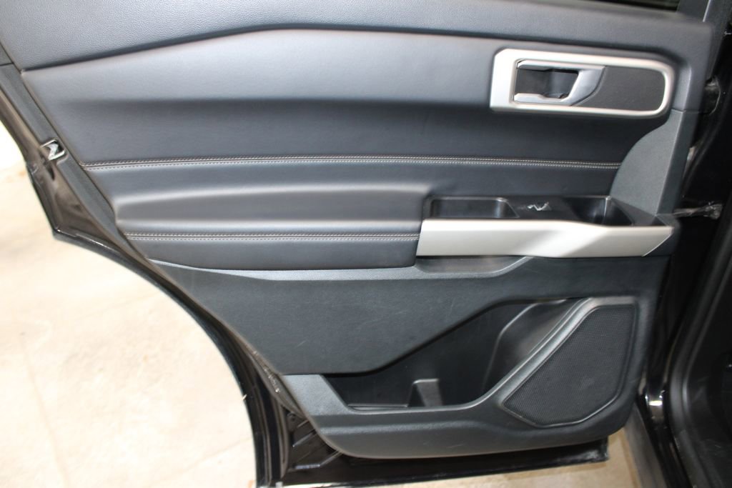 Used 2023 Ford Explorer XLT w/ Equipment Group 202A image 22