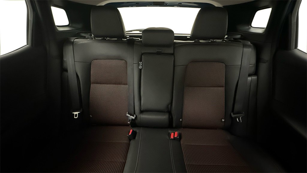 New 2025 Nissan Kicks SR w/ Interior Electronics Package image 15